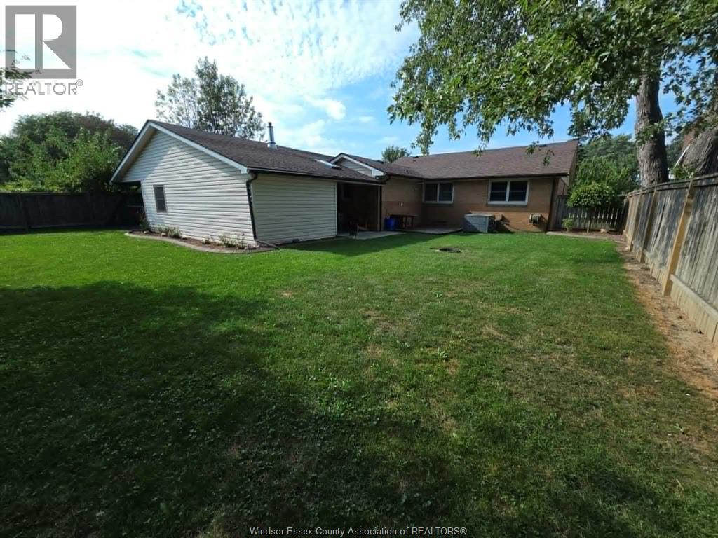 12441 Renaud Street, Tecumseh, Ontario  N8N 1P5 - Photo 5 - 26021475