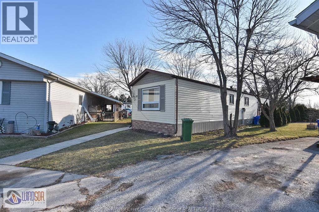 372 Regent Court, Essex, Ontario  N8M 2Z2 - Photo 11 - 26021498