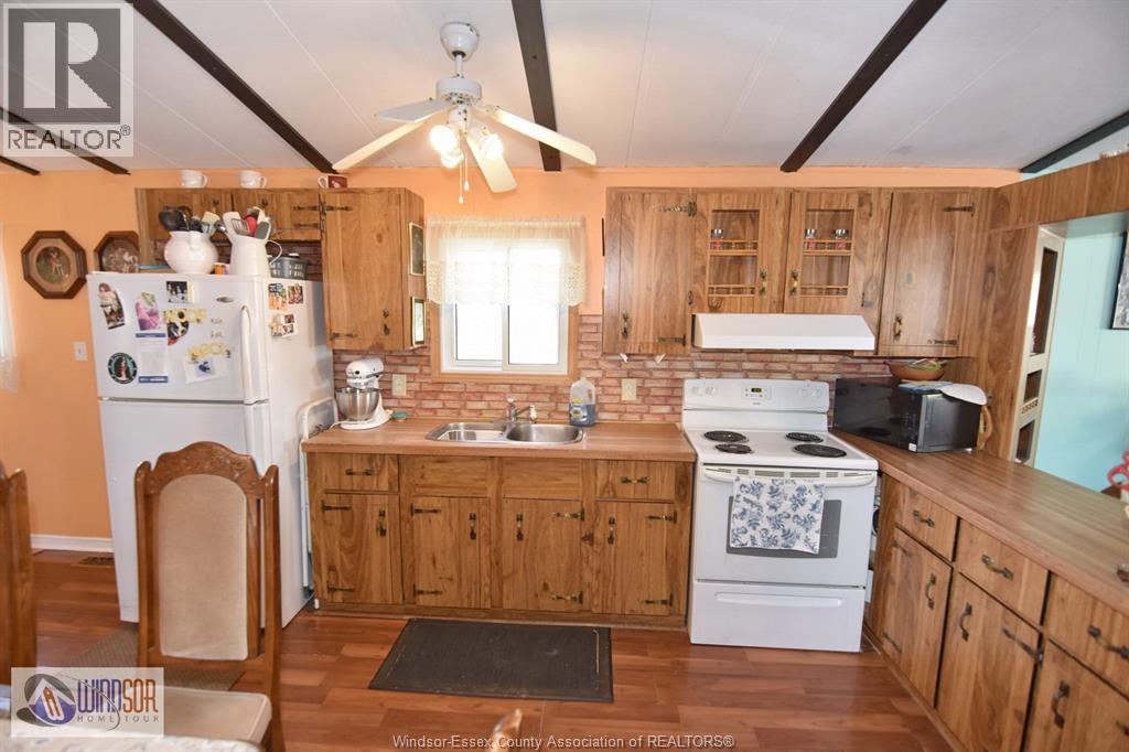 372 Regent Court, Essex, Ontario  N8M 2Z2 - Photo 22 - 26021498