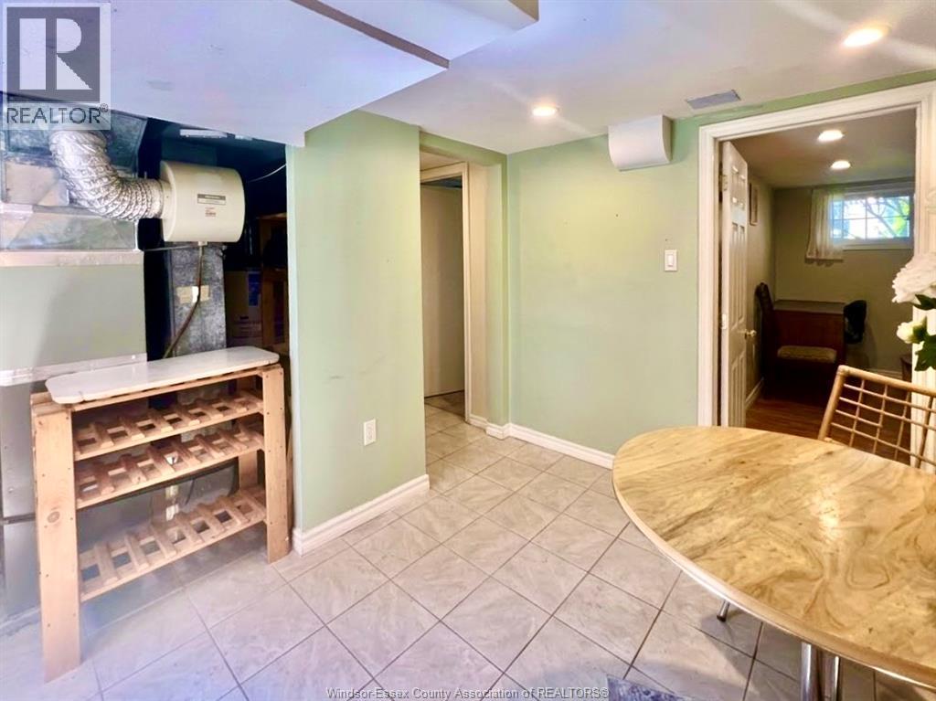 1669 Cherrylawn Unit# Basement, Windsor, Ontario  N9E 1P6 - Photo 13 - 26021364