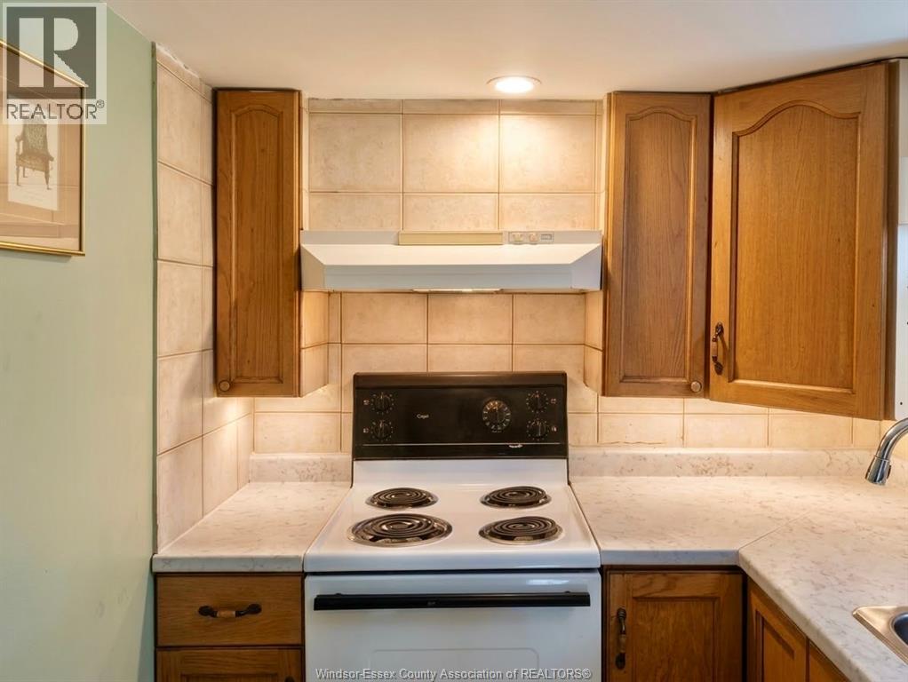 1669 Cherrylawn Unit# Basement, Windsor, Ontario  N9E 1P6 - Photo 7 - 26021364