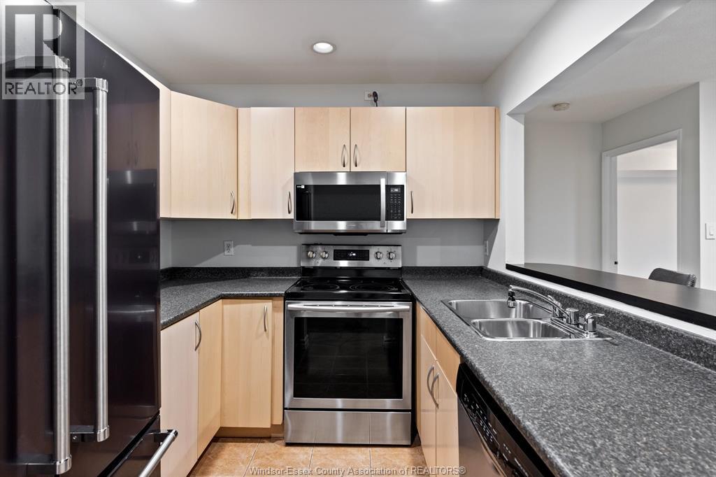3000 Sandwich Street East Unit# 413, Windsor, Ontario  N9C 4G3 - Photo 2 - 26021494