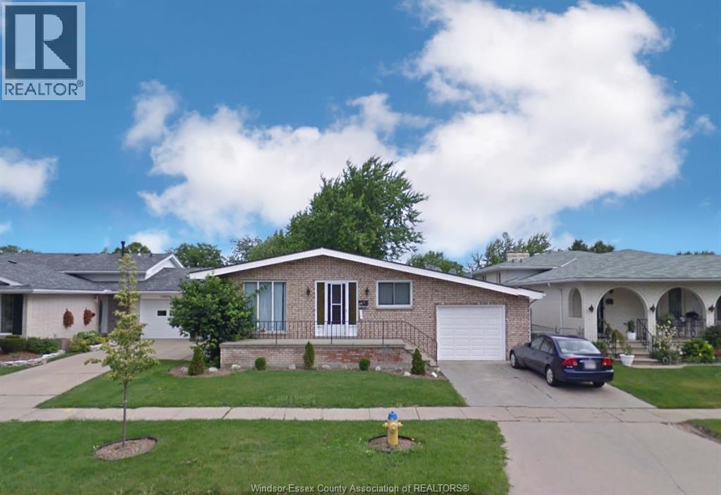 10820 MULBERRY DRIVE Unit# LOWER, Windsor, Ontario