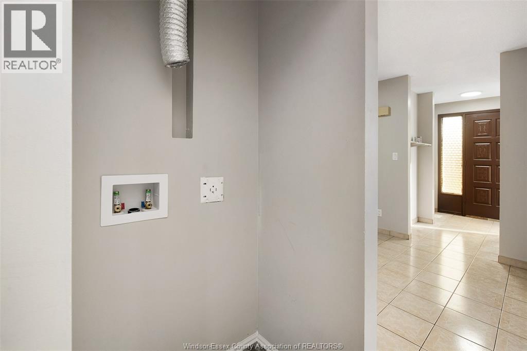 10820 Mulberry Drive Unit# Lower, Windsor, Ontario  N8R 1H8 - Photo 16 - 26021520
