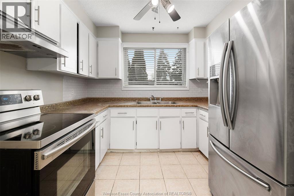 10820 Mulberry Drive Unit# Lower, Windsor, Ontario  N8R 1H8 - Photo 8 - 26021520