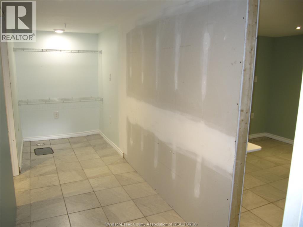 909 St. Marys, Windsor, Ontario  N8S 2V1 - Photo 15 - 26020308