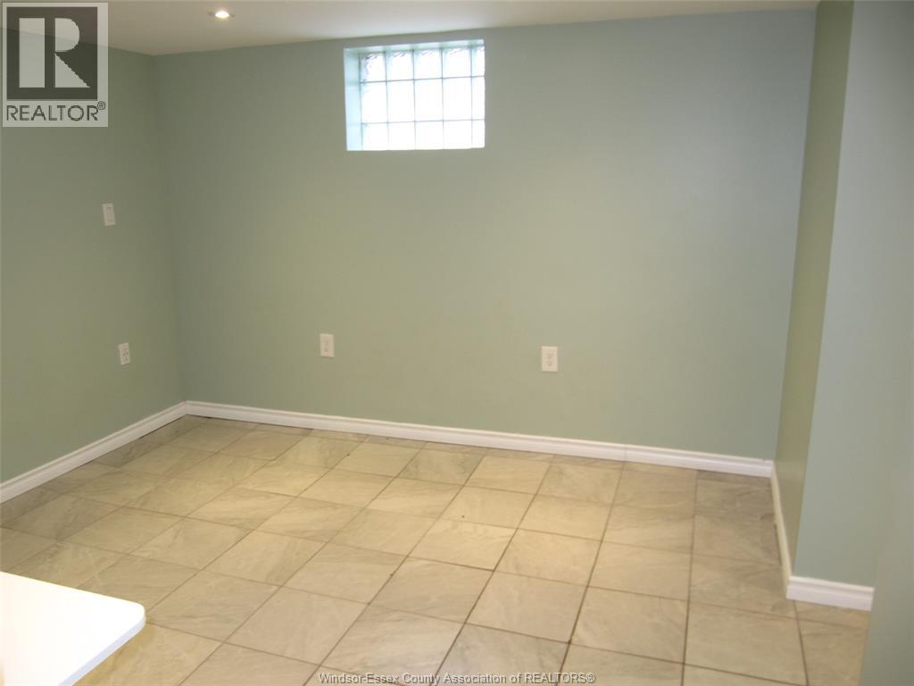 909 St. Marys, Windsor, Ontario  N8S 2V1 - Photo 16 - 26020308