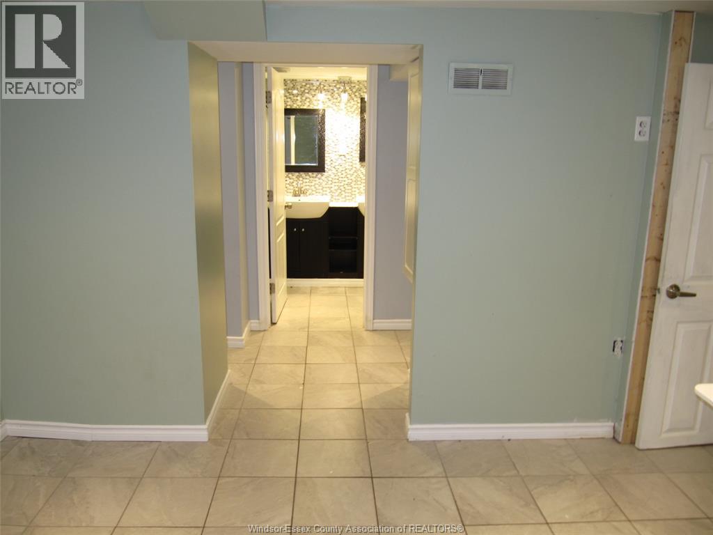 909 St. Marys, Windsor, Ontario  N8S 2V1 - Photo 17 - 26020308