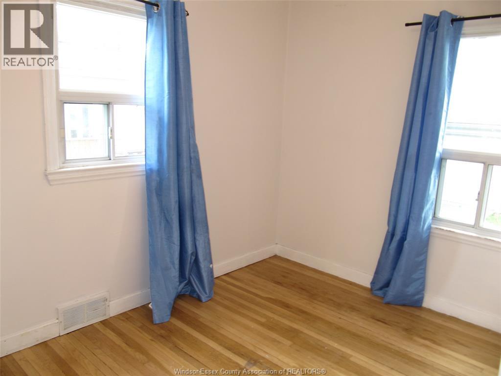 909 St. Marys, Windsor, Ontario  N8S 2V1 - Photo 8 - 26020308