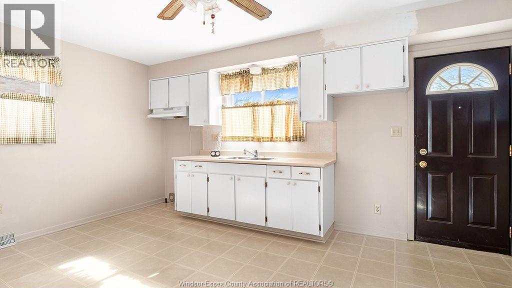 8729 Wyandotte, Windsor, Ontario  N8S 1V1 - Photo 8 - 26021533