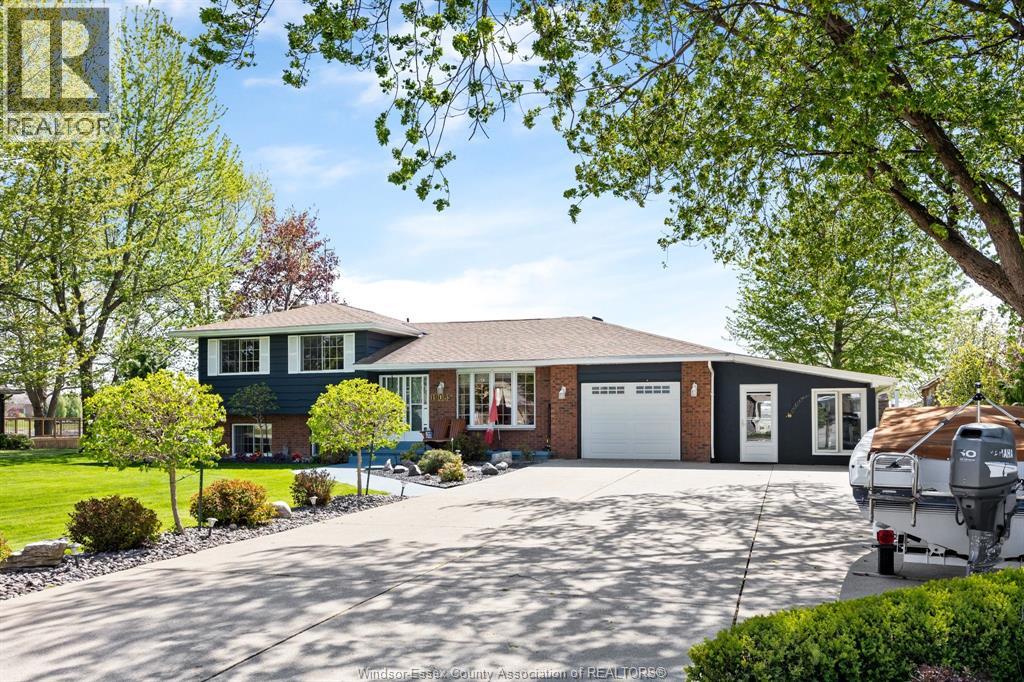 19085 Blue Water Avenue, Lakeshore, Ontario  N0P 2L0 - Photo 2 - 26021536