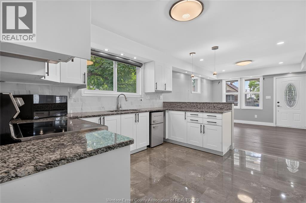 2278 Cadillac, Windsor, Ontario  N8W 3Y1 - Photo 11 - 26021531