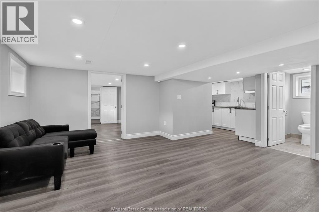 2278 Cadillac, Windsor, Ontario  N8W 3Y1 - Photo 31 - 26021531