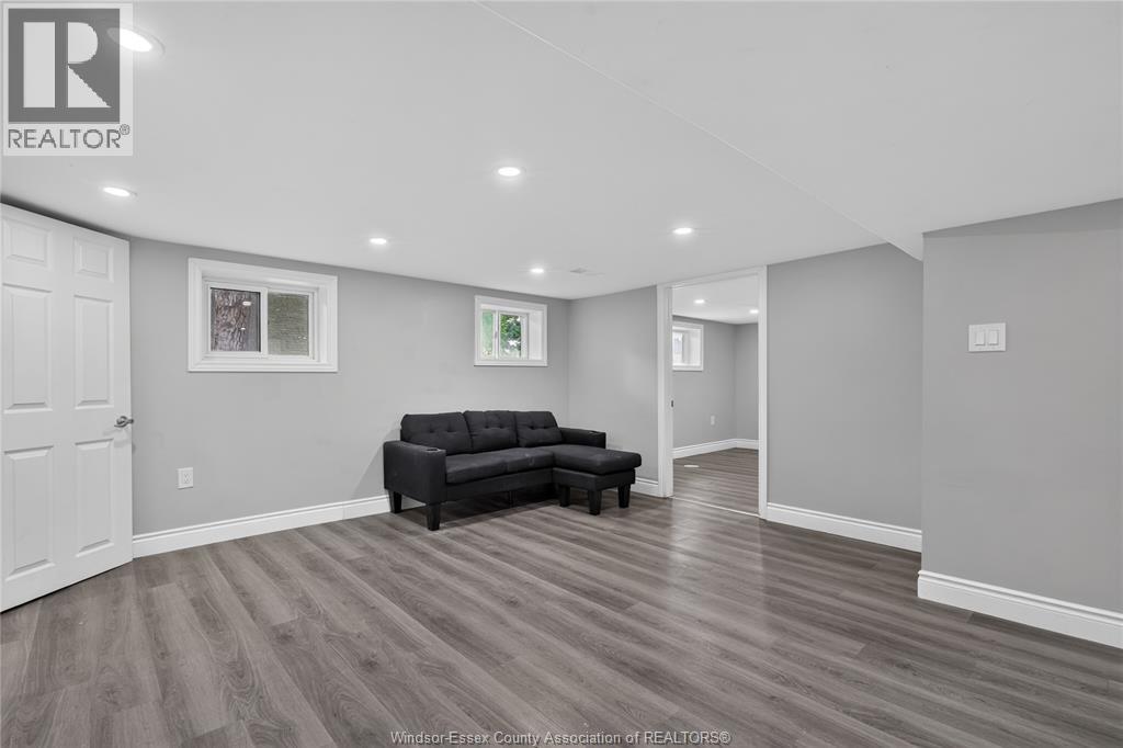 2278 Cadillac, Windsor, Ontario  N8W 3Y1 - Photo 32 - 26021531