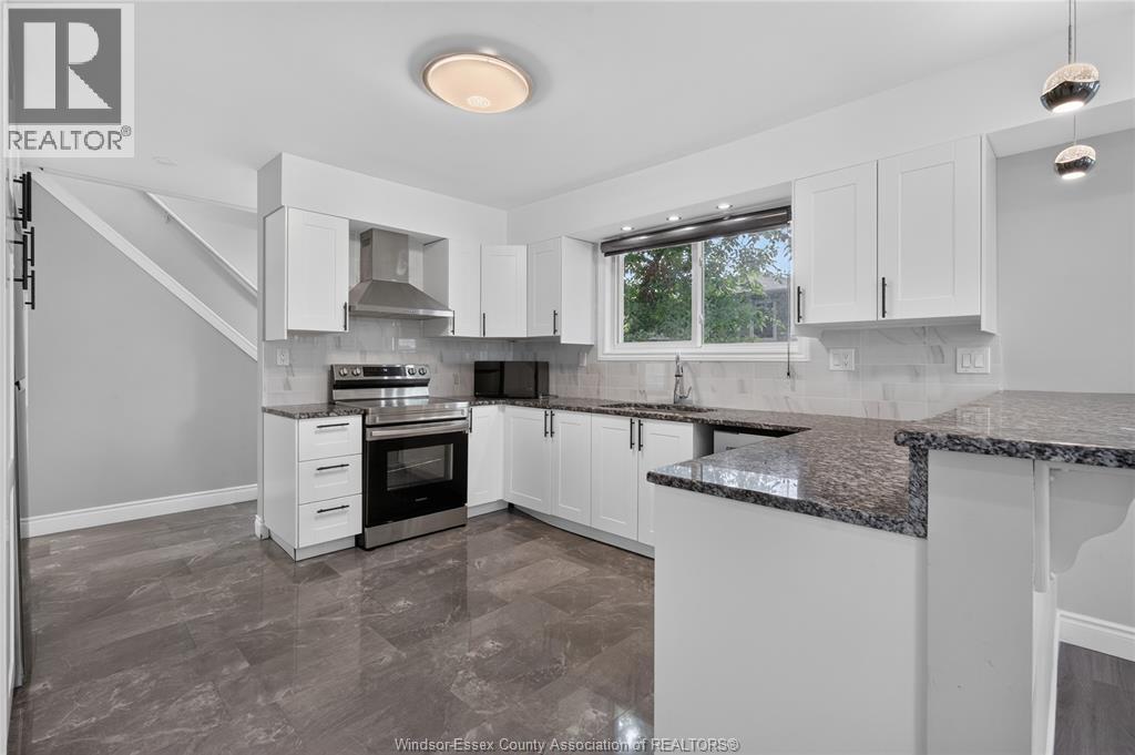 2278 Cadillac, Windsor, Ontario  N8W 3Y1 - Photo 9 - 26021531