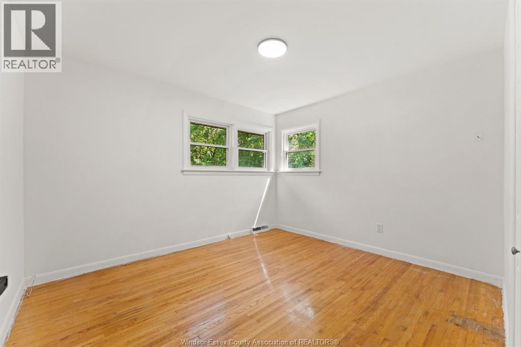 1905 Norfolk Street, Windsor, Ontario  N9E 1H6 - Photo 12 - 26021556