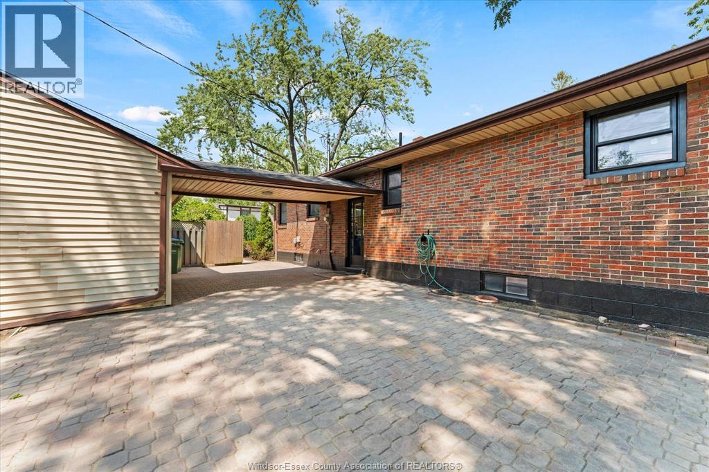 1905 Norfolk Street, Windsor, Ontario  N9E 1H6 - Photo 24 - 26021556