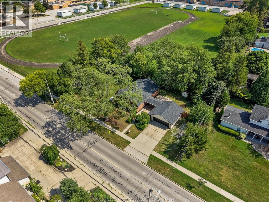 1905 Norfolk Street, Windsor, Ontario  N9E 1H6 - Photo 30 - 26021556