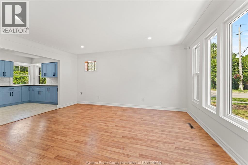 1905 Norfolk Street, Windsor, Ontario  N9E 1H6 - Photo 4 - 26021556