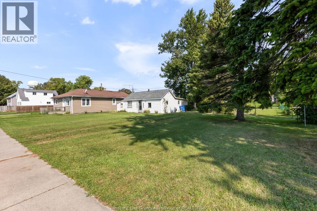 146 Maple, Harrow, Ontario  N0R 1G0 - Photo 5 - 26021541