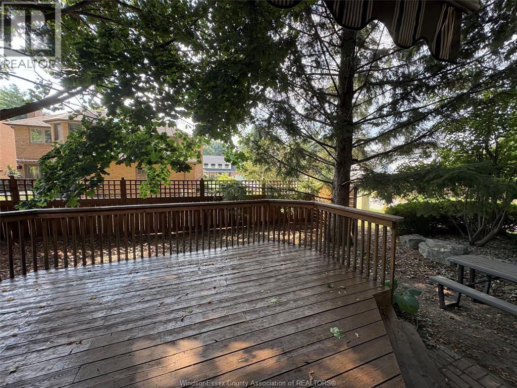 5871 Bagley Avenue, Lasalle, Ontario  N9H 2K6 - Photo 41 - 26021534
