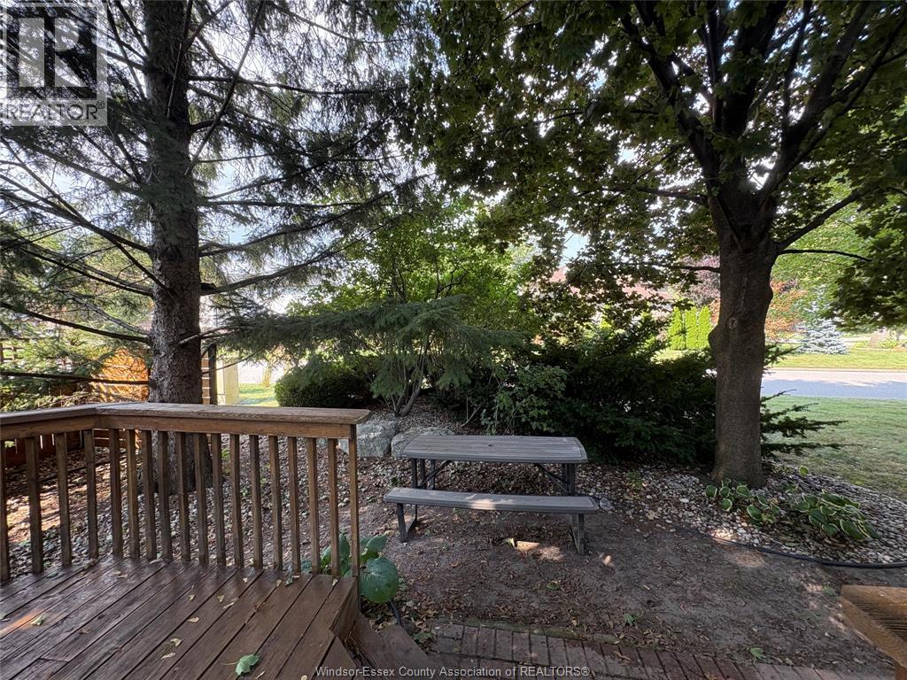 5871 Bagley Avenue, Lasalle, Ontario  N9H 2K6 - Photo 42 - 26021534