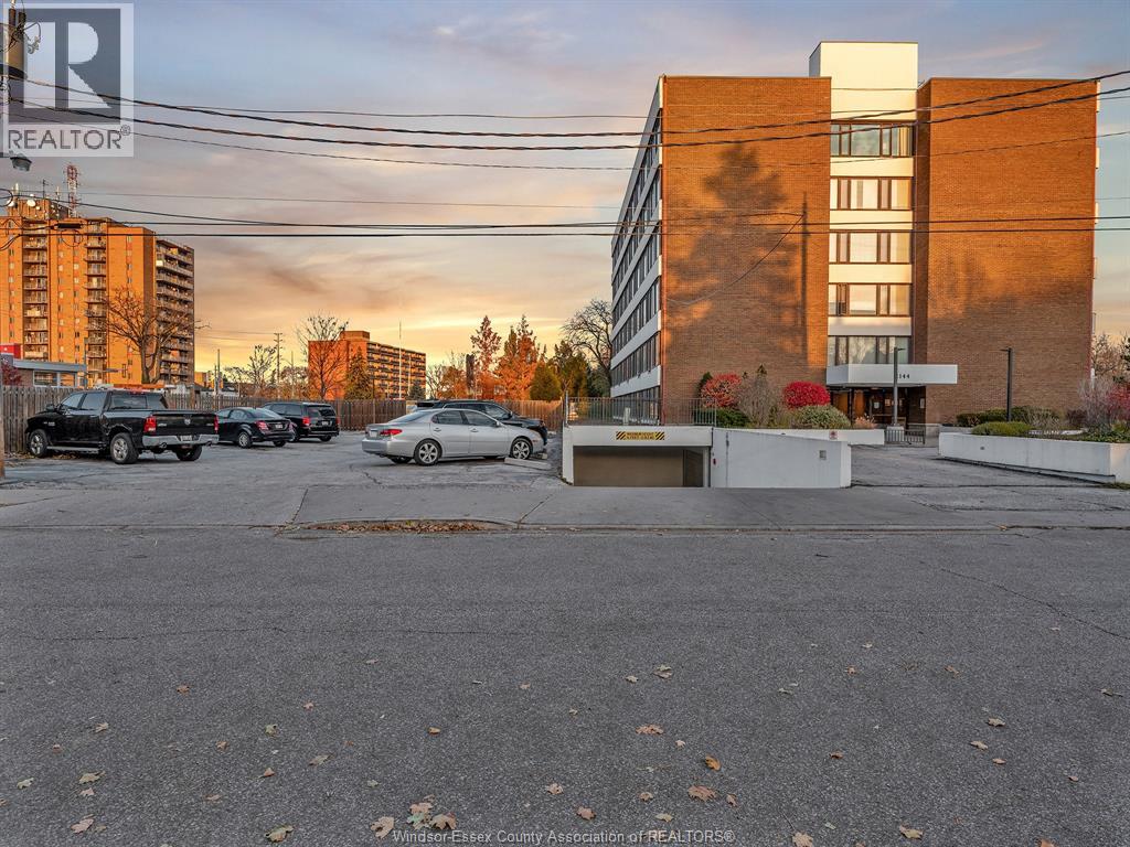 2144 Pelissier Unit# 602, Windsor, Ontario  N8X 1N4 - Photo 3 - 26021532