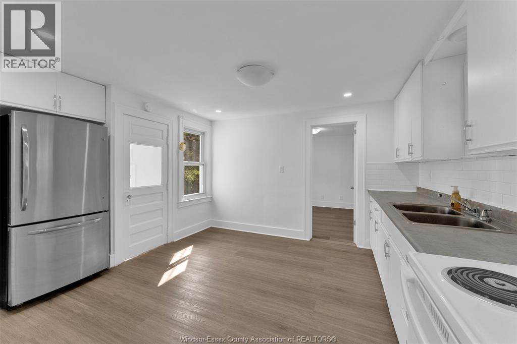 3622 Queen, Windsor, Ontario  N9C 1N9 - Photo 8 - 26021267