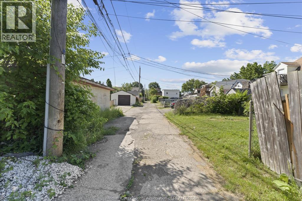 371 Curry, Windsor, Ontario  N9E 2B6 - Photo 38 - 26021515