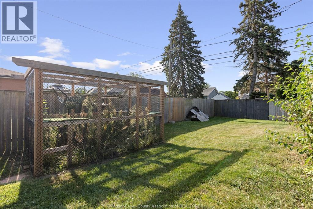 240 Lafferty, Lasalle, Ontario  N9J 1K3 - Photo 32 - 26021612