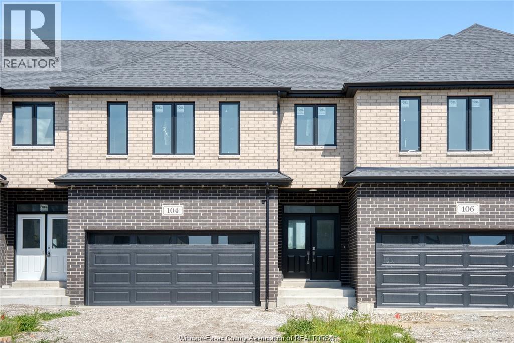 104 Eagle Street, Leamington, Ontario  N8H 0G5 - Photo 1 - 26021618