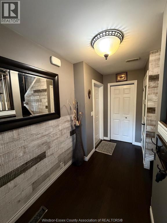 1862 Spring Garden Unit# Main, Windsor, Ontario  N9E 3P6 - Photo 2 - 26021579