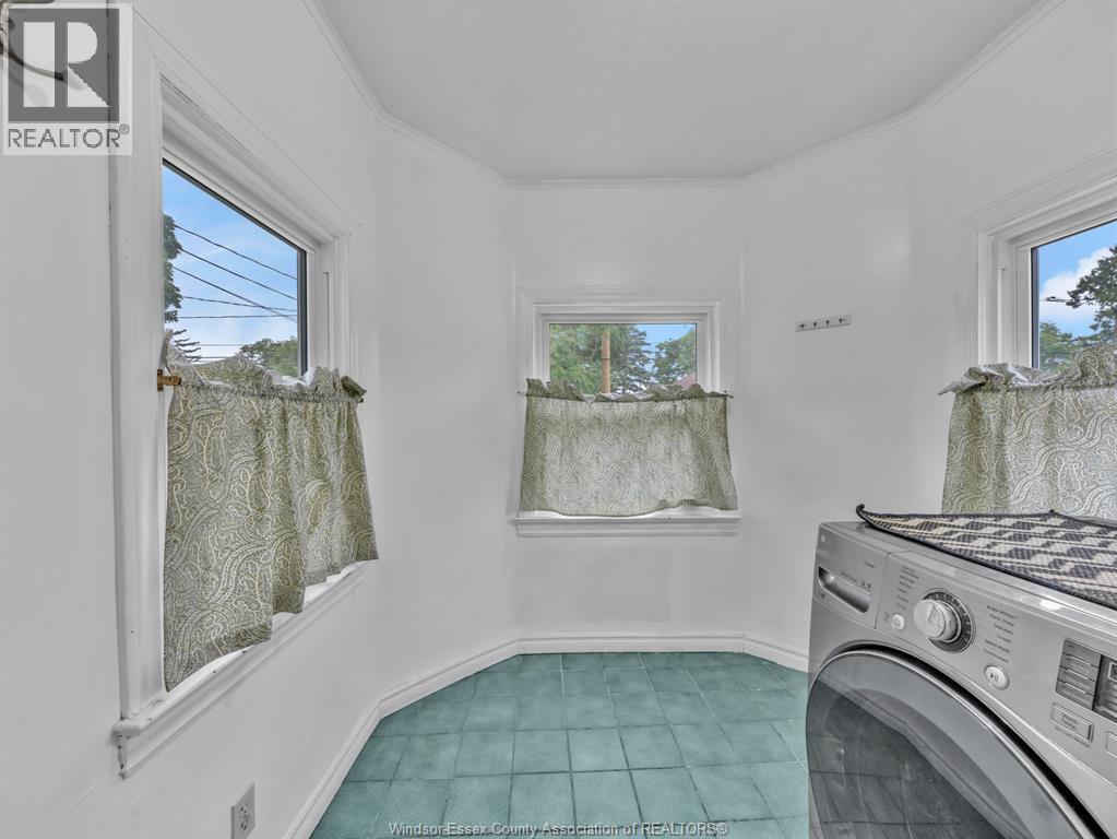 2318 Chandler, Windsor, Ontario  N8W 4A6 - Photo 22 - 26021593