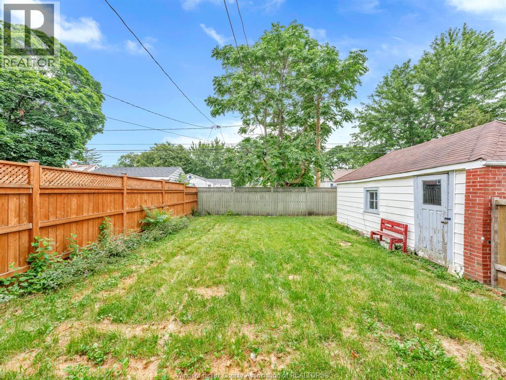 2318 Chandler, Windsor, Ontario  N8W 4A6 - Photo 43 - 26021593