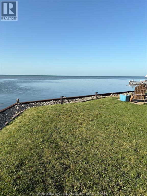 7654 St. Clair, Lakeshore, Ontario  N0R 1N0 - Photo 4 - 26021624