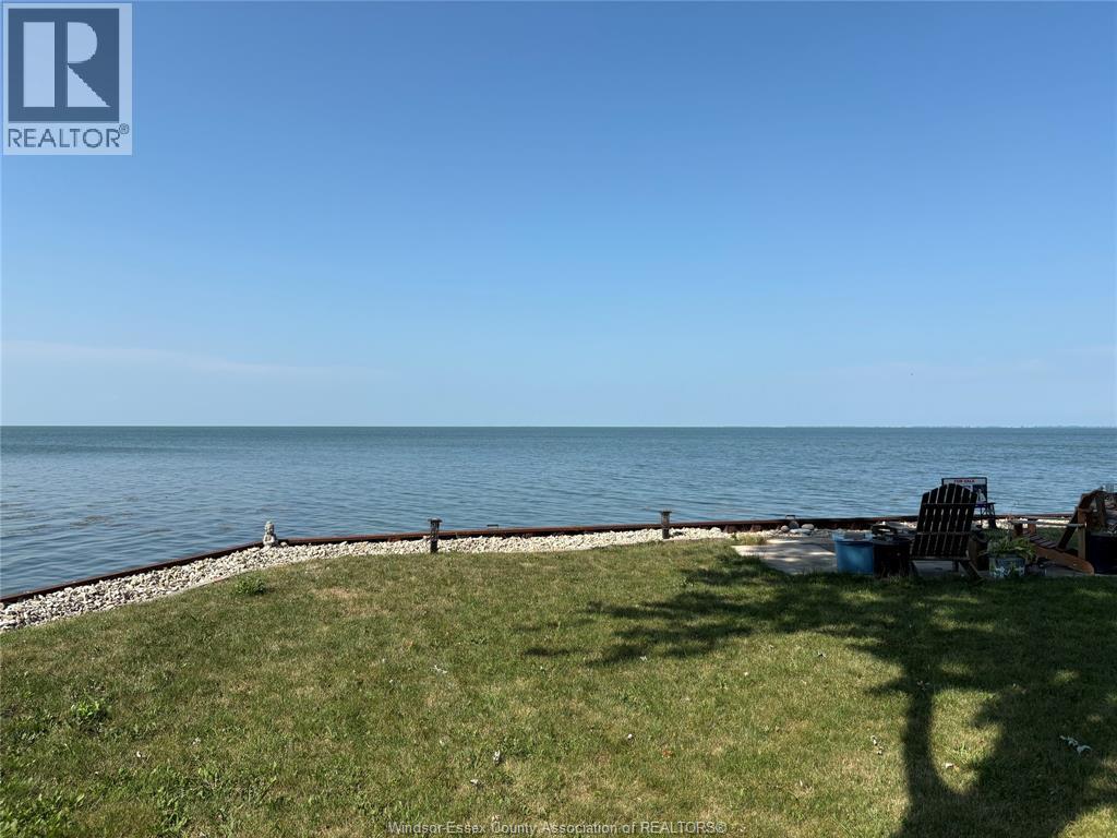 7654 St. Clair, Lakeshore, Ontario  N0R 1N0 - Photo 5 - 26021624