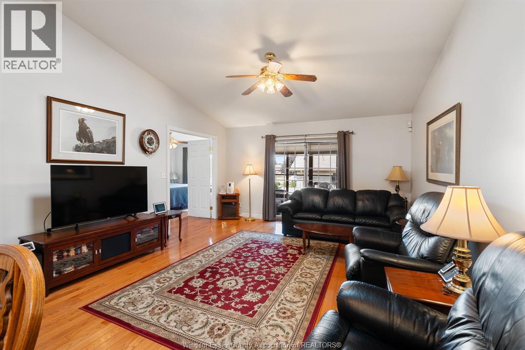 41 Queens Hill Crescent, Leamington, Ontario  N8H 5M5 - Photo 12 - 26021589