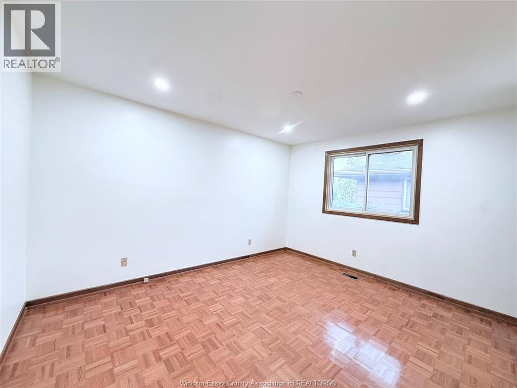 9495 Beachdale Unit# Upper, Windsor, Ontario  N8R 1S4 - Photo 12 - 26021433
