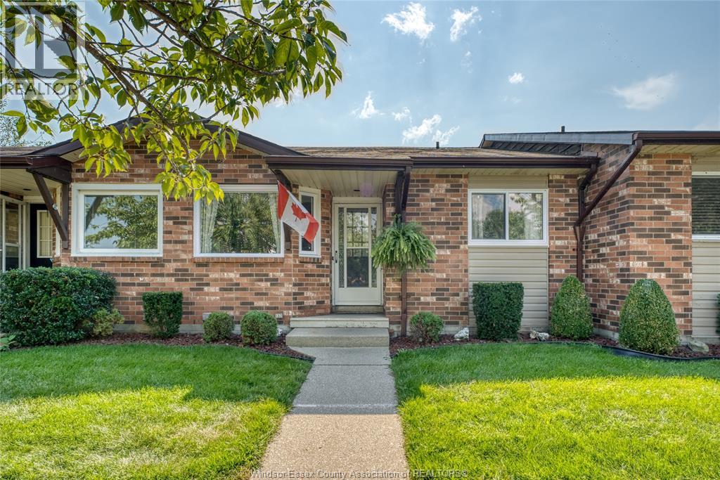 7 CHERRY LANE Unit# 20, Leamington, Ontario