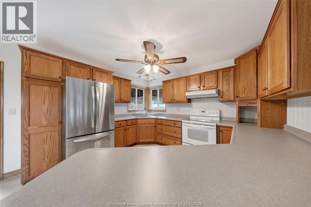 589 Olcott Avenue, Lasalle, Ontario  N9J 3M4 - Photo 11 - 26021665