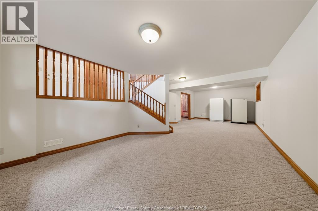 589 Olcott Avenue, Lasalle, Ontario  N9J 3M4 - Photo 25 - 26021665