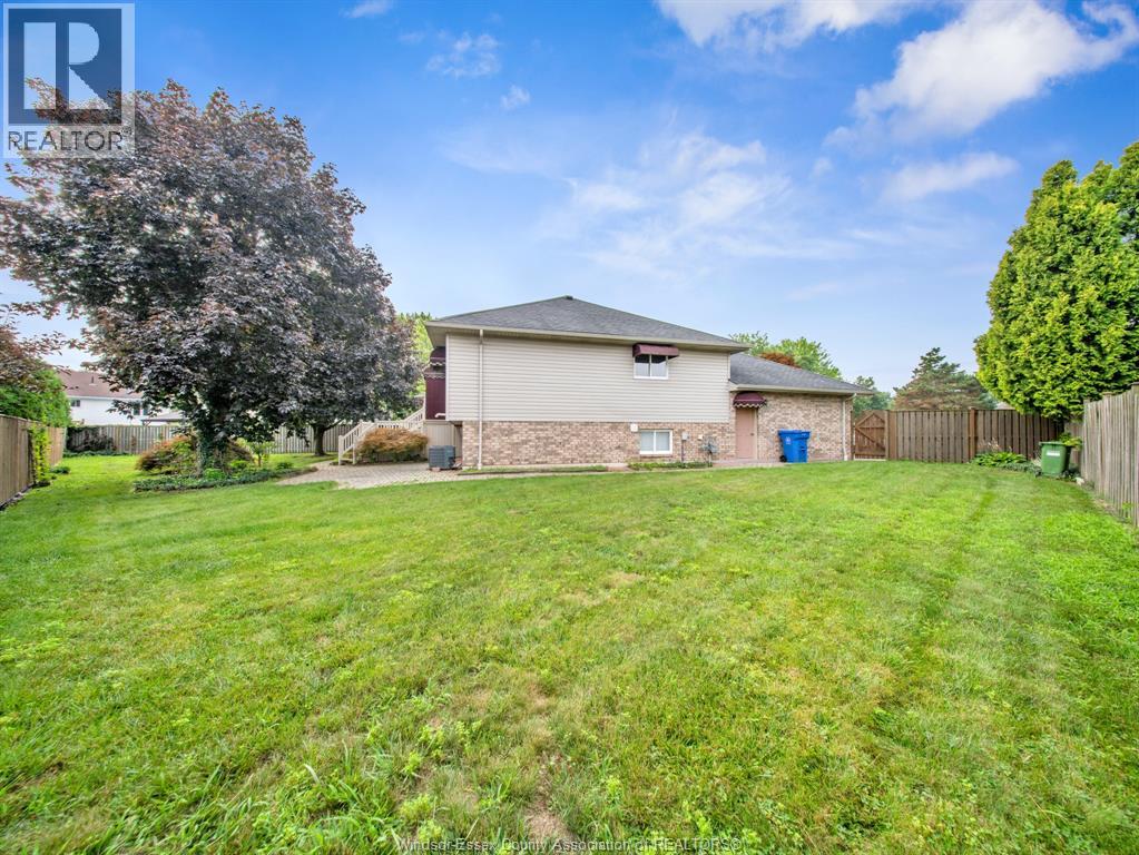 589 Olcott Avenue, Lasalle, Ontario  N9J 3M4 - Photo 30 - 26021665