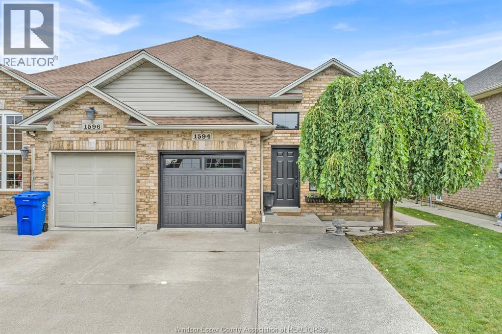 1594 HEATHERGLEN DRIVE, Tecumseh, Ontario