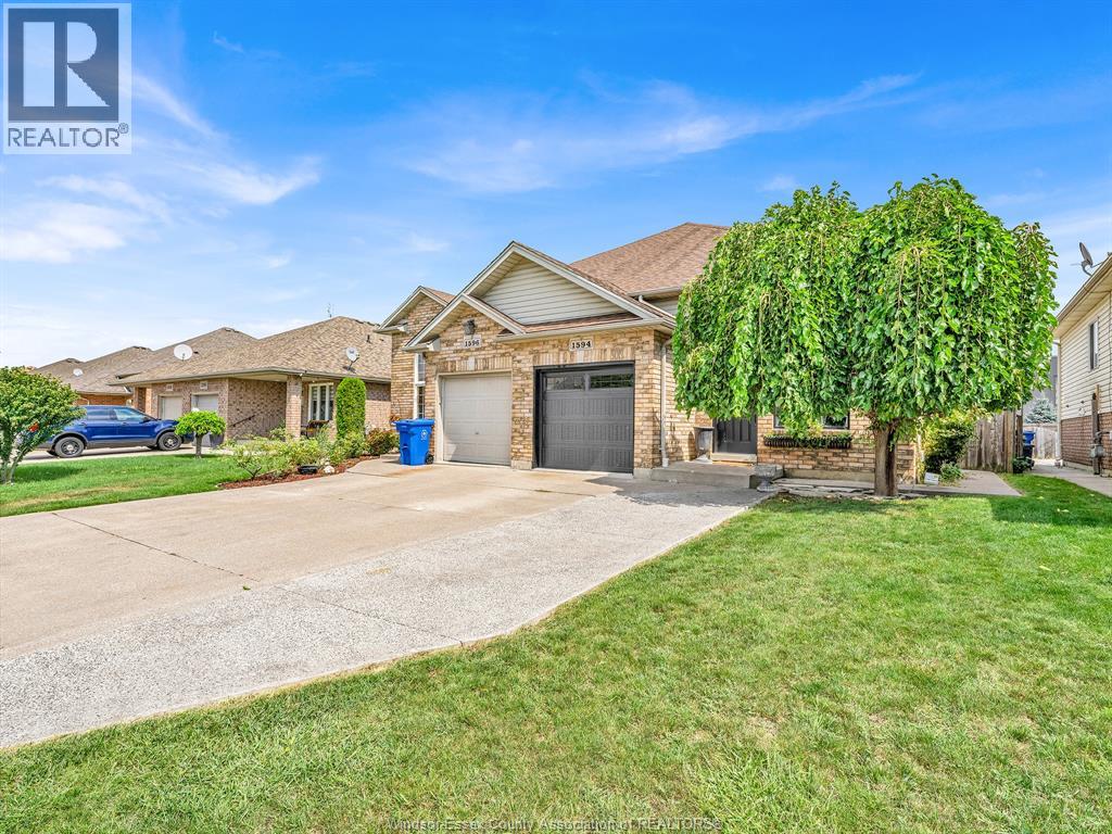 1594 Heatherglen Drive, Tecumseh, Ontario  N8N 5B5 - Photo 2 - 26021678