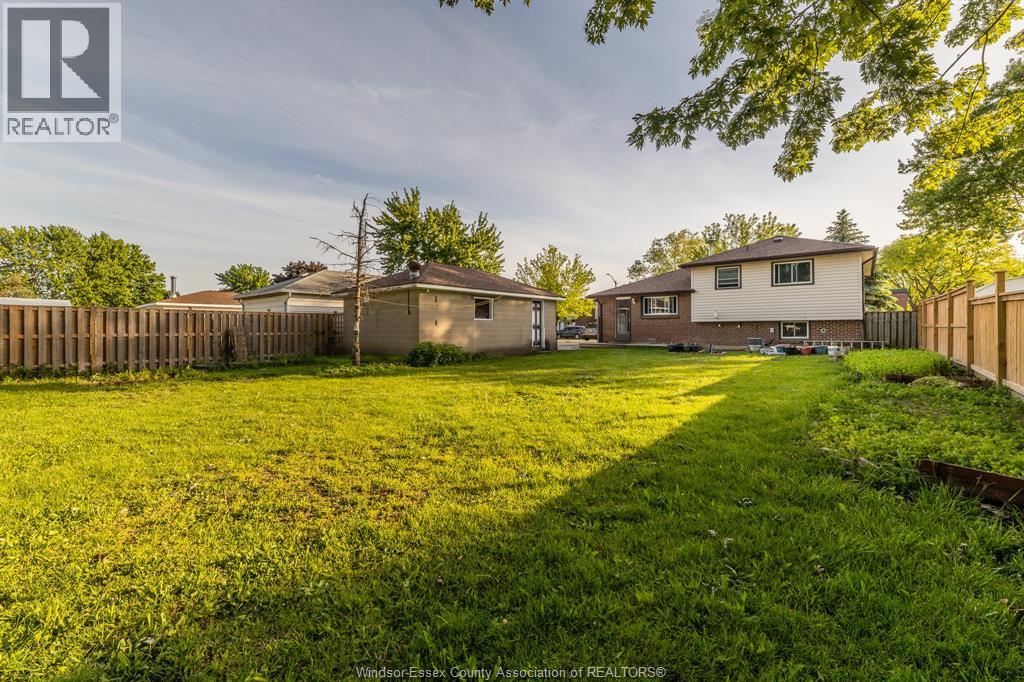 3018 Grandview Street, Windsor, Ontario  N8T 2L9 - Photo 23 - 26021669