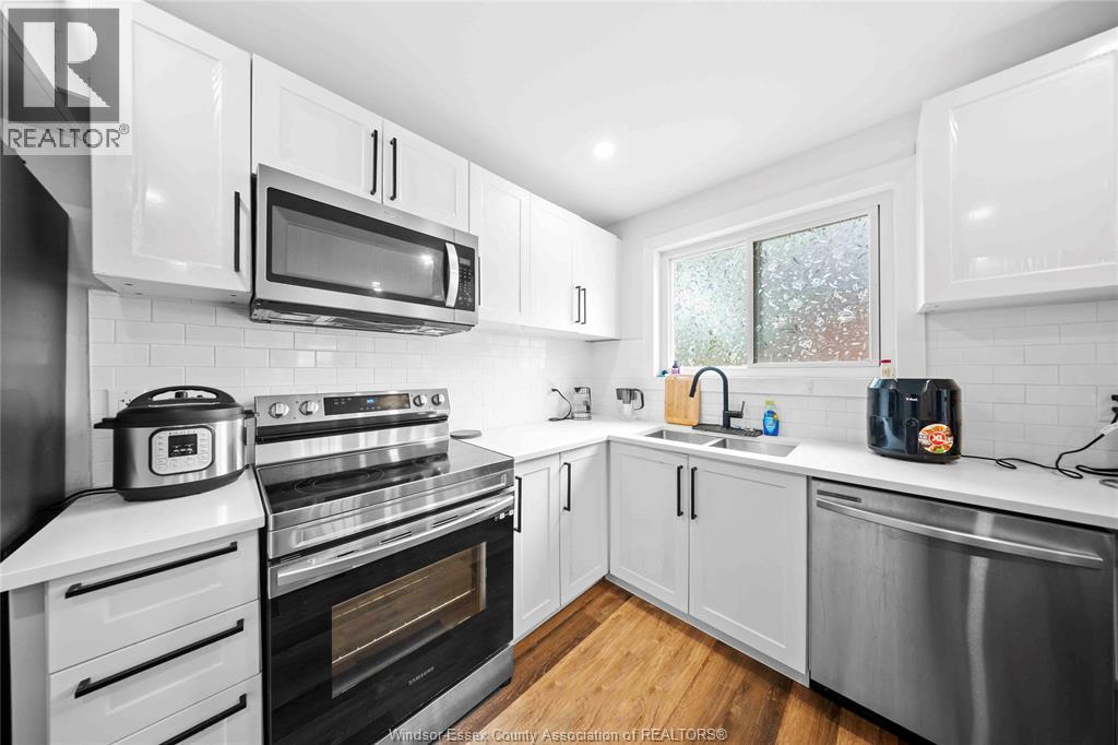 3495 Longfellow Avenue, Windsor, Ontario  N9E 2L8 - Photo 18 - 26021688