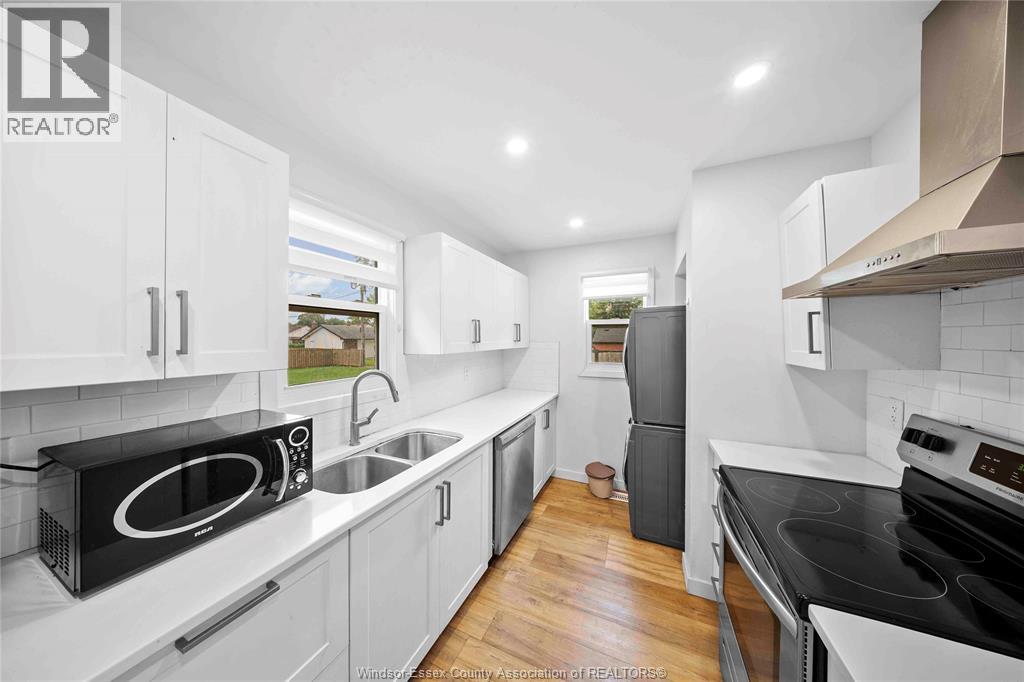 3495 Longfellow Avenue, Windsor, Ontario  N9E 2L8 - Photo 29 - 26021688