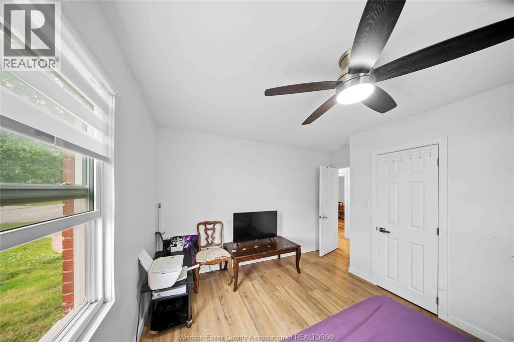 3495 Longfellow Avenue, Windsor, Ontario  N9E 2L8 - Photo 37 - 26021688