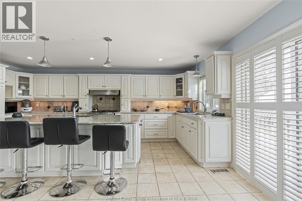 282 Rossini Unit# Upper, Windsor, Ontario  N8N 2Z1 - Photo 12 - 26021686