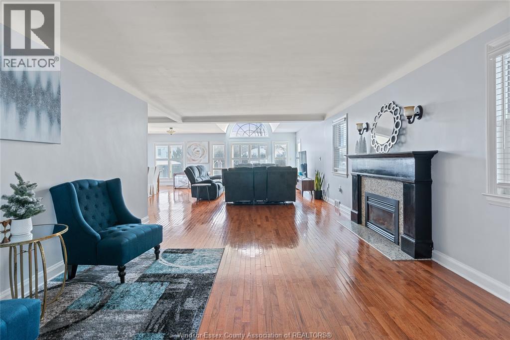 282 Rossini Unit# Upper, Windsor, Ontario  N8N 2Z1 - Photo 4 - 26021686